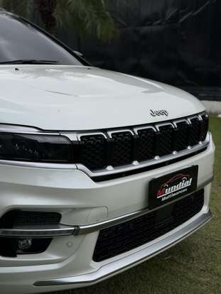 JEEP-COMMANDER-2022
