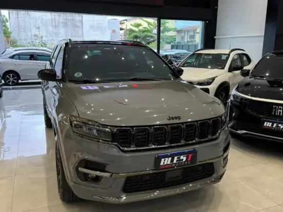 JEEP-COMMANDER-2.0 HURRICANE 4 TURBO GASOLINA BLACKHAWK AT9 JEEP-COMMANDER-2024