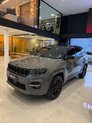 JEEP-COMMANDER-2024