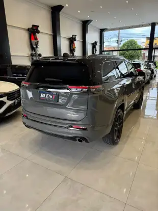 JEEP-COMMANDER-2024