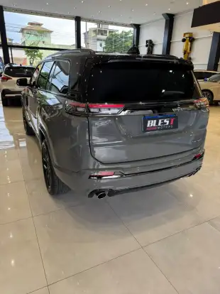 JEEP-COMMANDER-2024