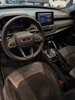 JEEP-COMMANDER-2.0 HURRICANE 4 TURBO GASOLINA BLACKHAWK AT9 JEEP-COMMANDER-2024