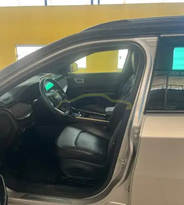 JEEP-COMMANDER-2022