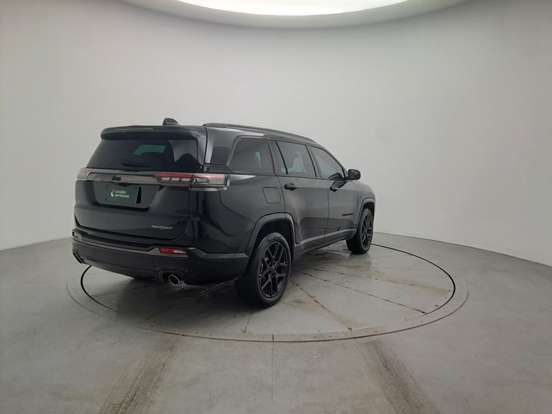 JEEP-COMMANDER-2.0 HURRICANE 4 TURBO GASOLINA BLACKHAWK AT9 JEEP-COMMANDER-2024