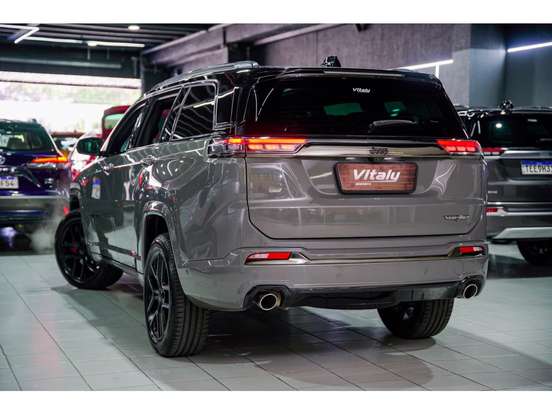 JEEP-COMMANDER-2025