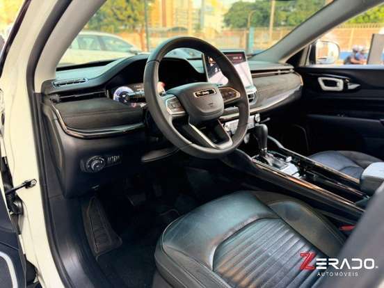 JEEP-COMMANDER-2023