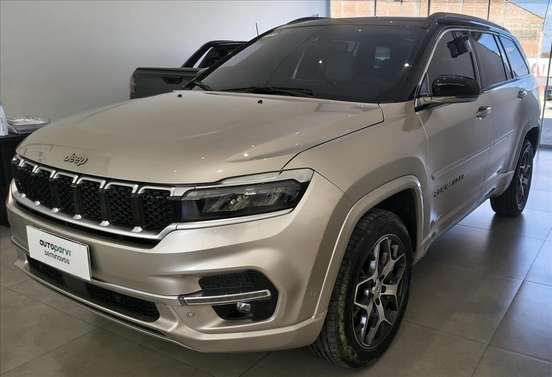 JEEP-COMMANDER-2023
