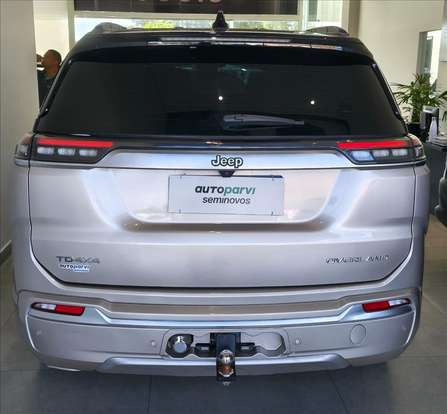 JEEP-COMMANDER-2023