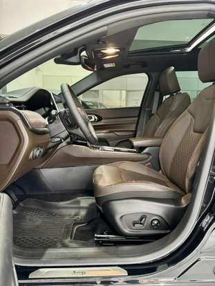 JEEP-COMMANDER-2024