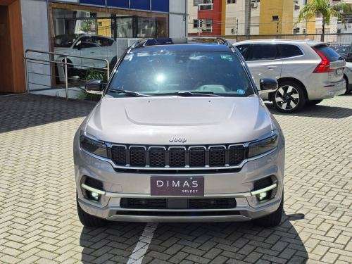 JEEP-COMMANDER-2024
