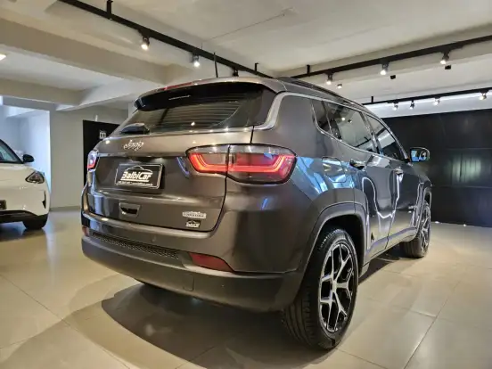 JEEP-COMPASS-2024