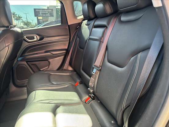 JEEP-COMPASS-2023