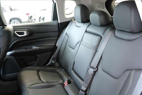 JEEP-COMPASS-1.3 T270 TURBO FLEX LONGITUDE AT6 JEEP-COMPASS-2025