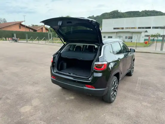 JEEP-COMPASS-2021