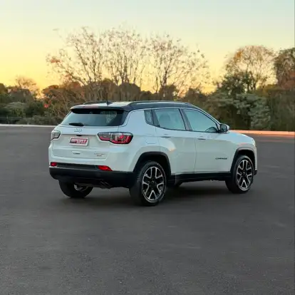 JEEP-COMPASS-2.0 16V FLEX LIMITED AUTOMÁTICO JEEP-COMPASS-2018