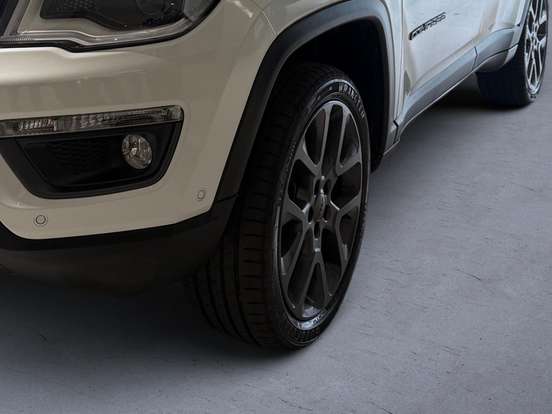 JEEP-COMPASS-2020