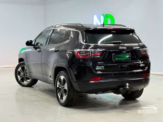 JEEP-COMPASS-2.0 16V DIESEL LONGITUDE 4X4 AUTOMÁTICO JEEP-COMPASS-2017