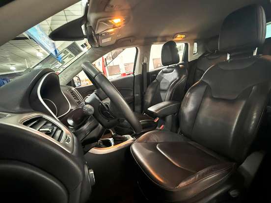 JEEP-COMPASS-2.0 16V DIESEL LONGITUDE 4X4 AUTOMÁTICO JEEP-COMPASS-2019