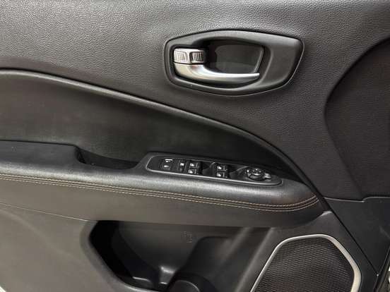 JEEP-COMPASS-2017