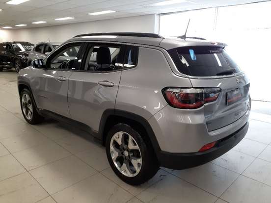JEEP-COMPASS-2.0 16V FLEX LONGITUDE AUTOMÁTICO JEEP-COMPASS-2019