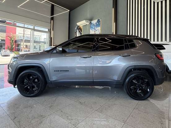 JEEP-COMPASS-2.0 16V FLEX LONGITUDE AUTOMÁTICO JEEP-COMPASS-2020
