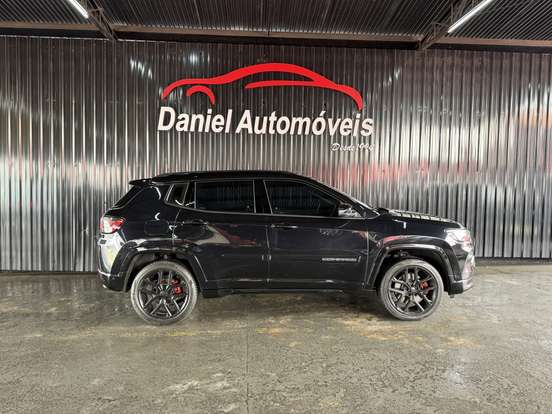 JEEP-COMPASS-2.0 HURRICANE 4 TURBO GASOLINA BLACKHAWK AT9 JEEP-COMPASS-2024