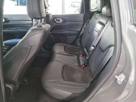 JEEP-COMPASS-2.0 HURRICANE 4 TURBO GASOLINA BLACKHAWK AT9 JEEP-COMPASS-2024