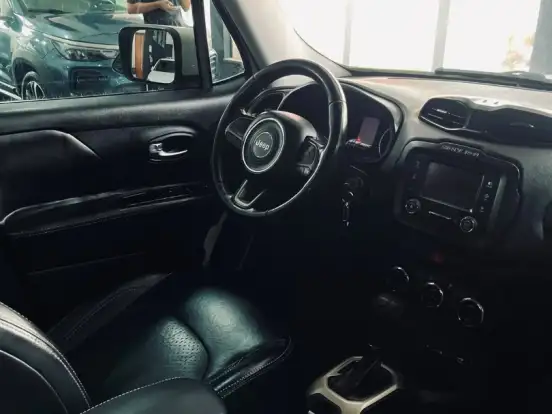 JEEP-RENEGADE-1.8 16V FLEX LONGITUDE 4P AUTOMÁTICO JEEP-RENEGADE-2015