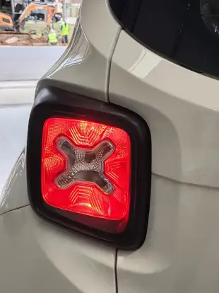 JEEP-RENEGADE-1.8 16V FLEX LONGITUDE 4P AUTOMÁTICO JEEP-RENEGADE-2016