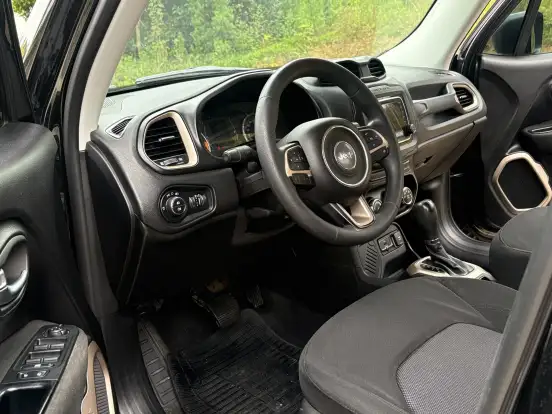 JEEP-RENEGADE-1.8 16V FLEX SPORT 4P AUTOMÁTICO JEEP-RENEGADE-2015
