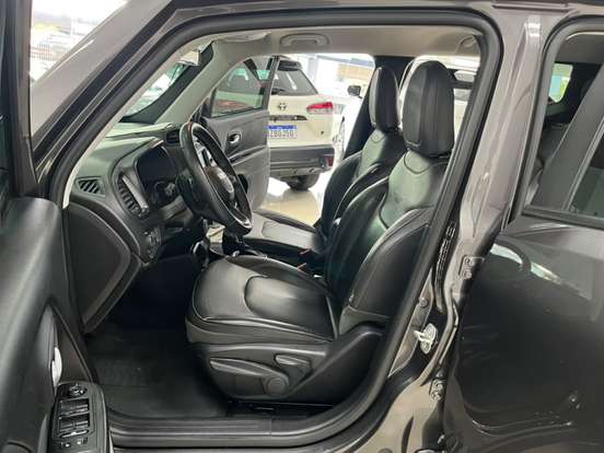 JEEP-RENEGADE-2022