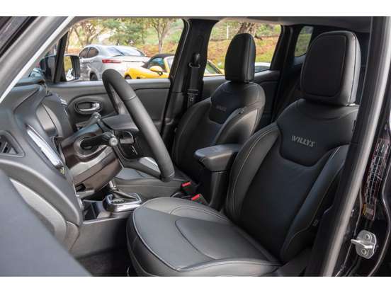 JEEP-RENEGADE-2025