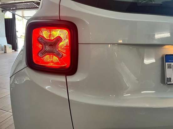 JEEP-RENEGADE-2018