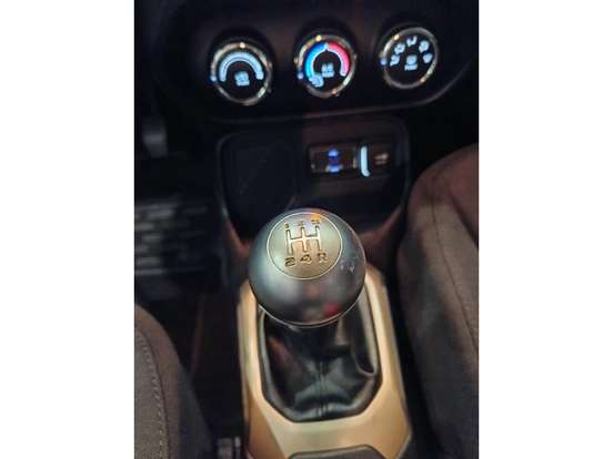 JEEP-RENEGADE-1.8 16V FLEX 4P MANUAL JEEP-RENEGADE-2015