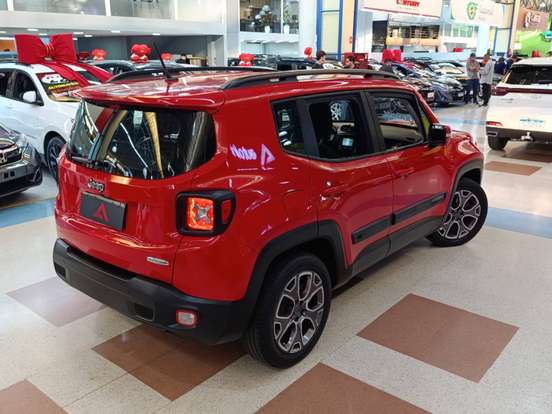 JEEP-RENEGADE-1.8 16V FLEX LONGITUDE 4P AUTOMÁTICO JEEP-RENEGADE-2015