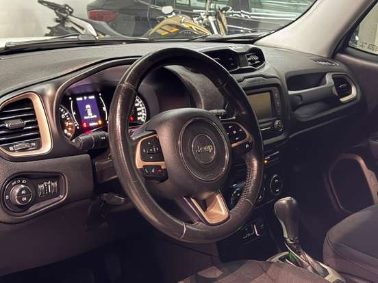 JEEP-RENEGADE-1.8 16V FLEX LONGITUDE 4P AUTOMÁTICO JEEP-RENEGADE-2015