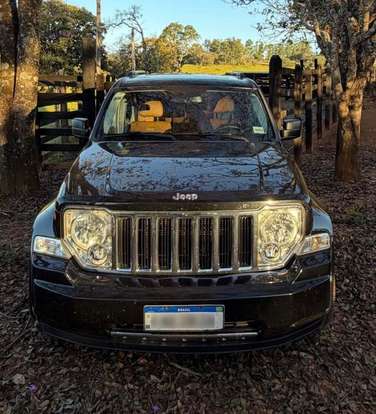 JEEP-CHEROKEE-2012