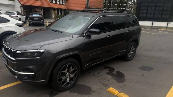 JEEP COMMANDER 2.0 TD380 TURBO DIESEL OVERLAND AT9