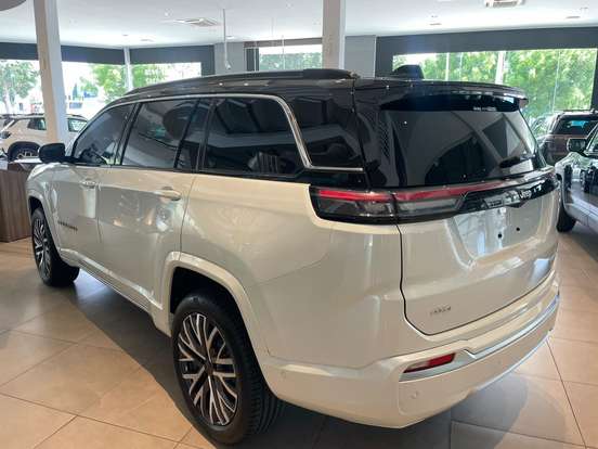 JEEP-COMMANDER-2.2 TURBO DIESEL OVERLAND AT9 JEEP-COMMANDER-2026