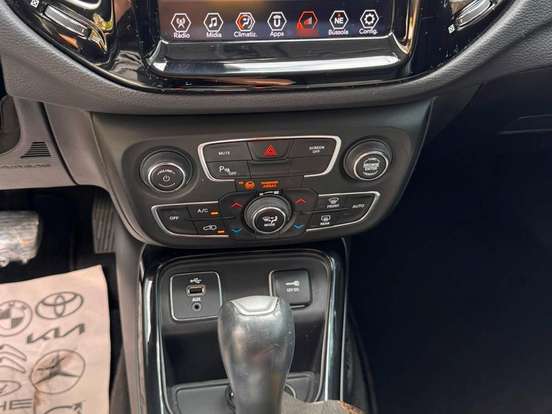 JEEP-COMPASS-2.0 16V FLEX LIMITED AUTOMÁTICO JEEP-COMPASS-2018