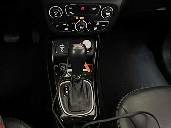 JEEP-COMPASS-2.0 16V FLEX LIMITED AUTOMÁTICO JEEP-COMPASS-2018