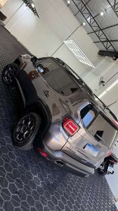 JEEP-RENEGADE-2025