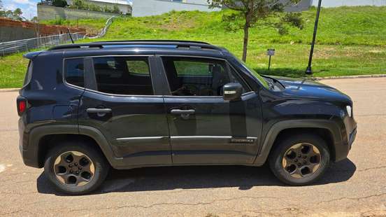 JEEP-RENEGADE-2018