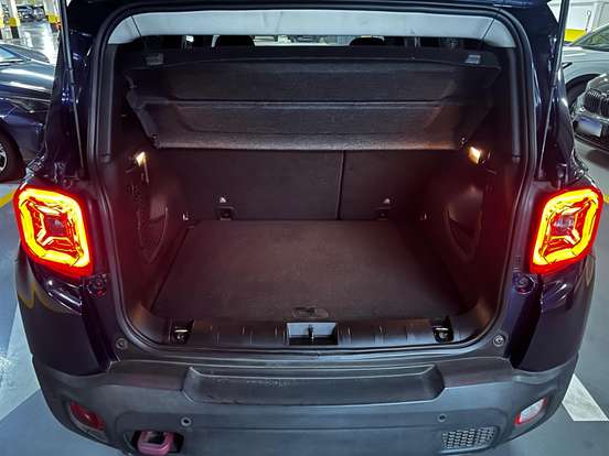 JEEP-RENEGADE-2.0 16V TURBO DIESEL TRAILHAWK 4P 4X4 AUTOMÁTICO JEEP-RENEGADE-2019