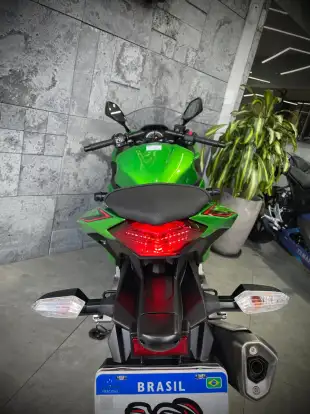 KAWASAKI-NINJA 300-2024