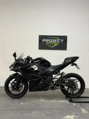 KAWASAKI-NINJA 400-2020