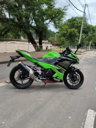 KAWASAKI NINJA 400 
