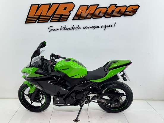 KAWASAKI-NINJA 400-2019