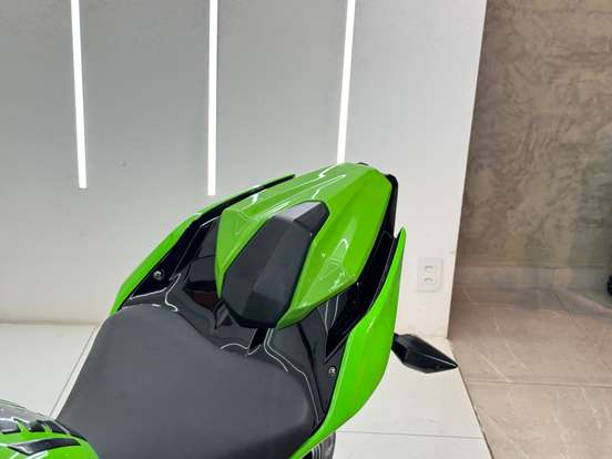 KAWASAKI-NINJA 400-2019