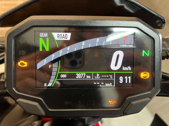 KAWASAKI-Z900 KAWASAKI-Z900-2023